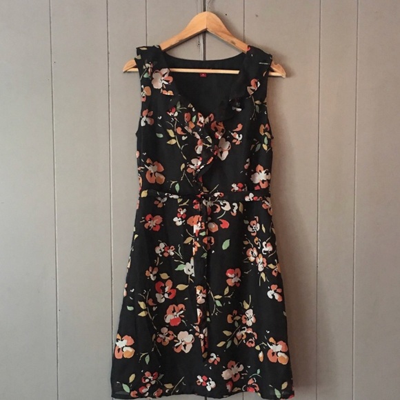 Merona Dresses & Skirts - Cute floral dress